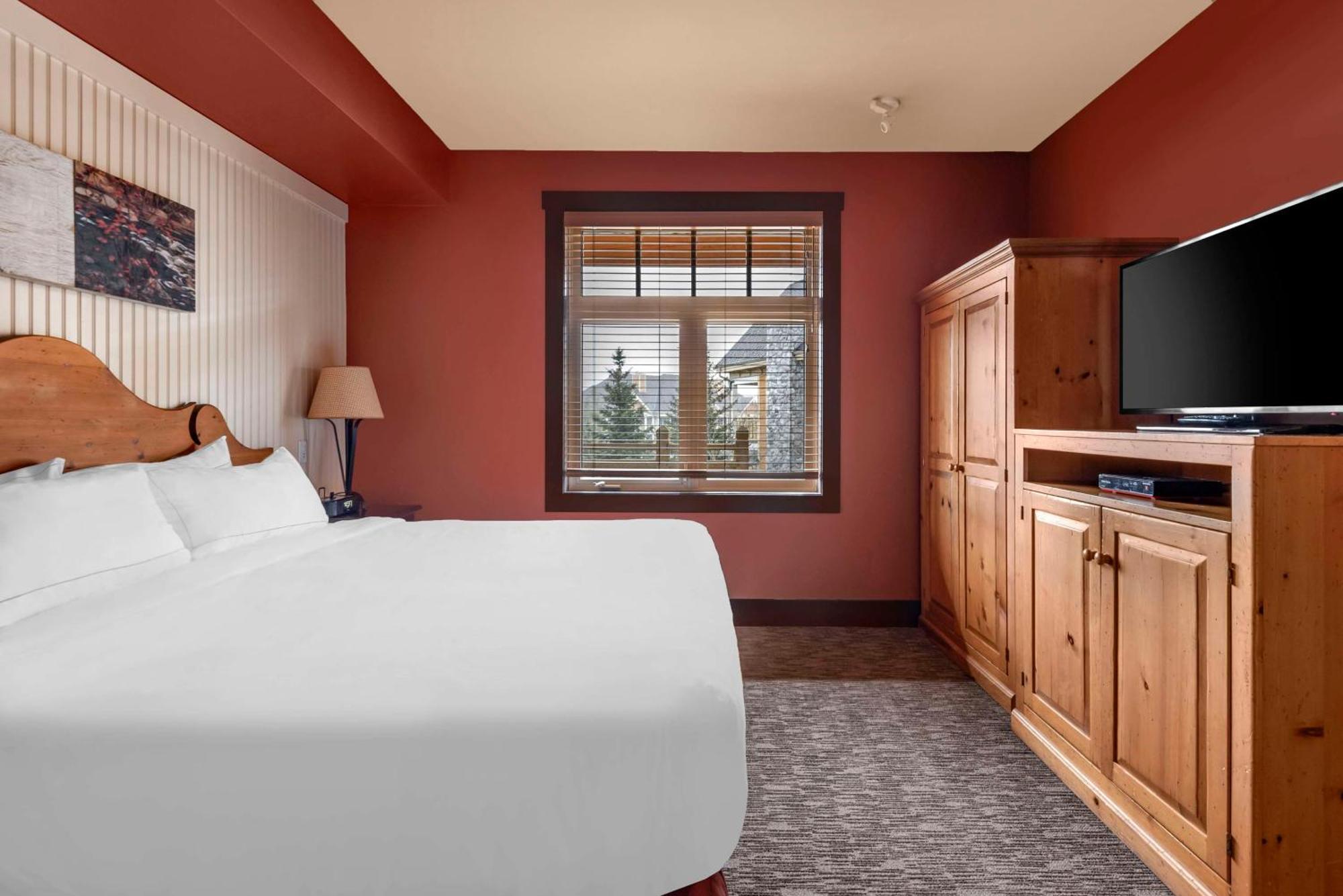 Hilton Grand Vacations Club Blue Mountain Canada Resort Blue Mountains