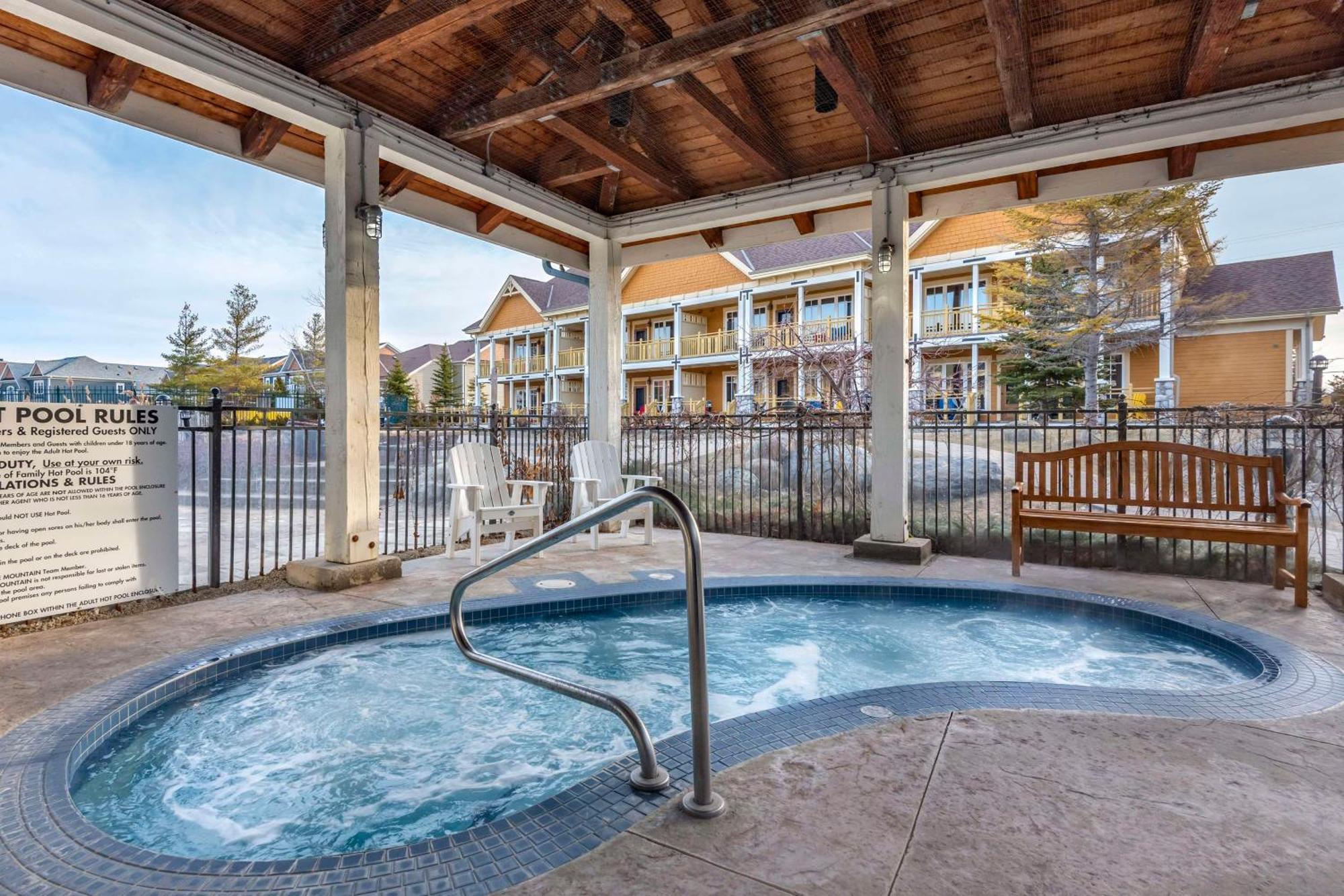 Hilton Grand Vacations Club Blue Mountain Canada Resort 3*